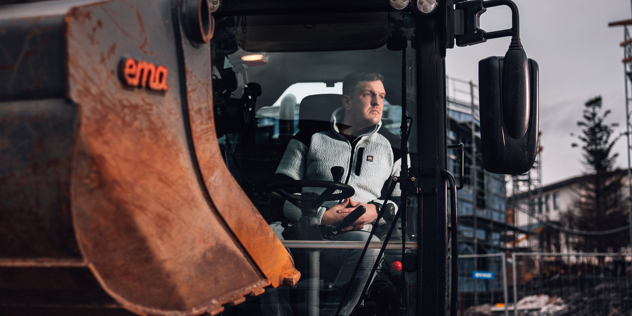 Tækjastjórnandi (3)